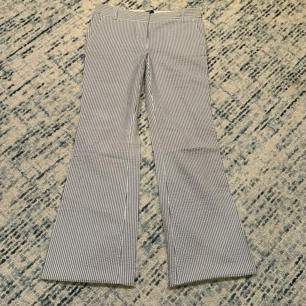 J Crew City Fit Seersucker Striped Flare Pants, Size 6 - Picture 16 of 16